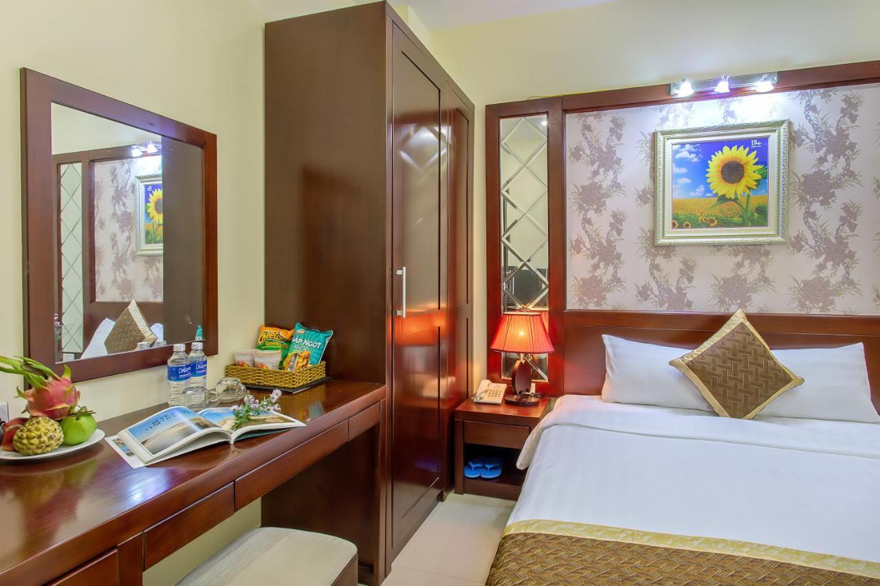 Gia Linh Hotel Da Nang Exterior foto